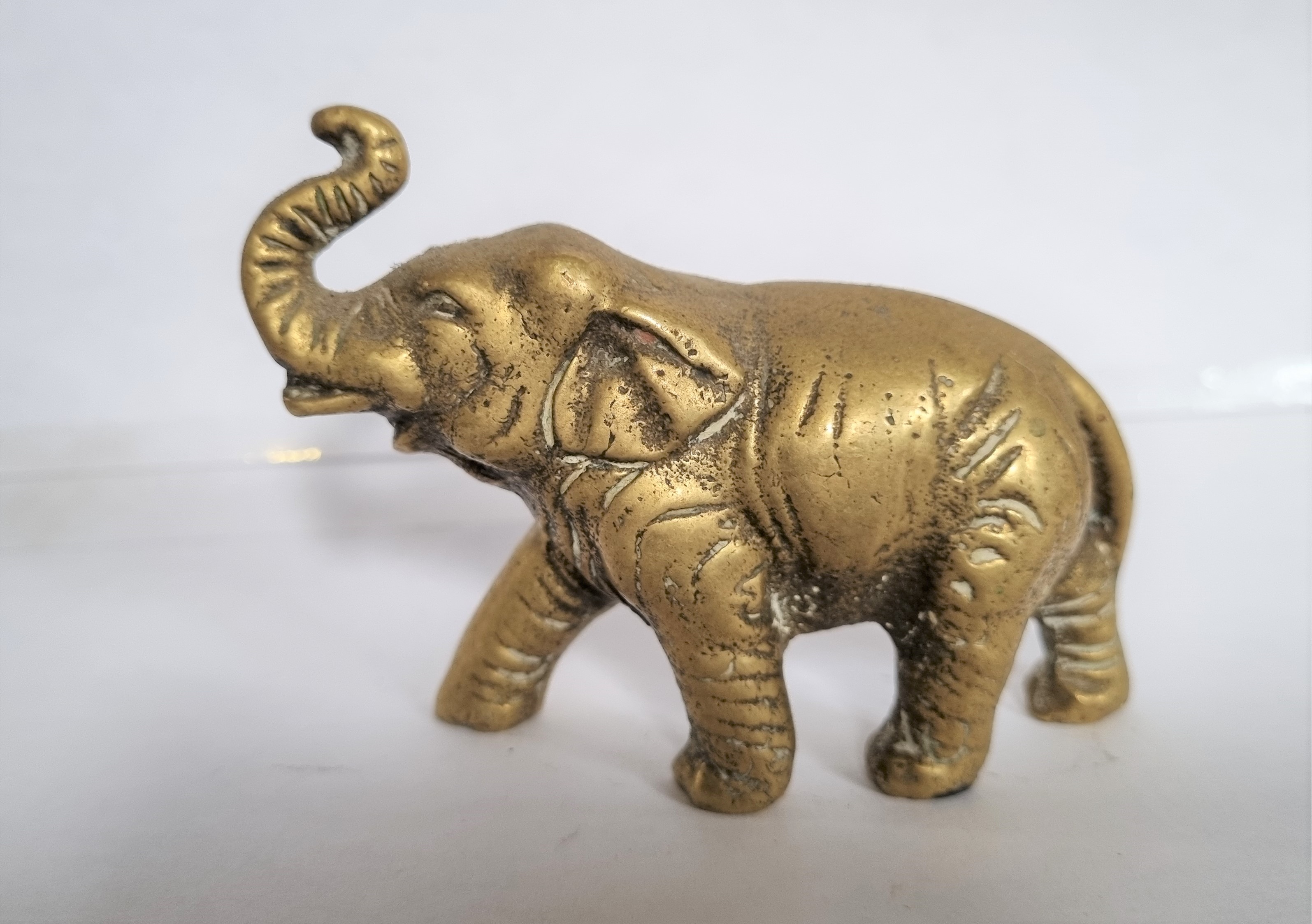 Elephant Tiller Pin