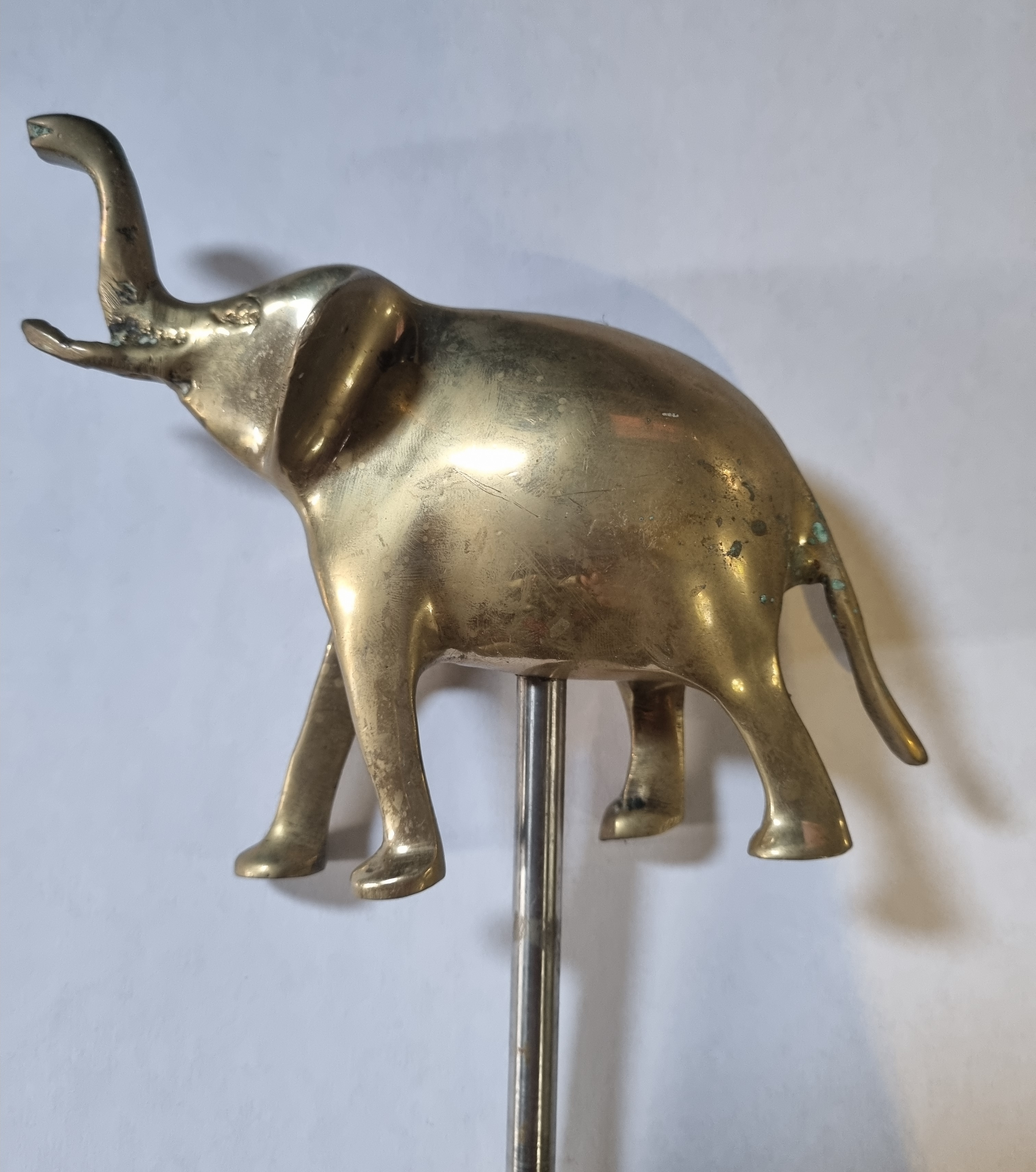 Elephant Tiller Pin